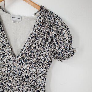 Valencia & Vine Small Floral Balloon Sleeve‎ V-Neck Short Dress Pleated